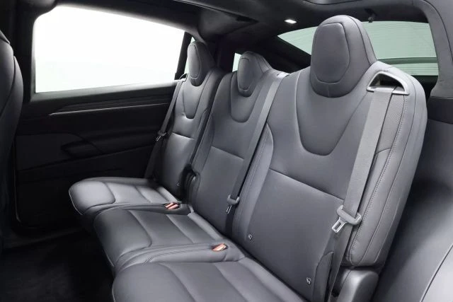 2022 Tesla Model X - Image 3 of 12