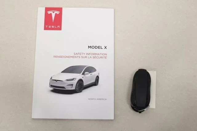 2022 Tesla Model X - Image 5 of 12