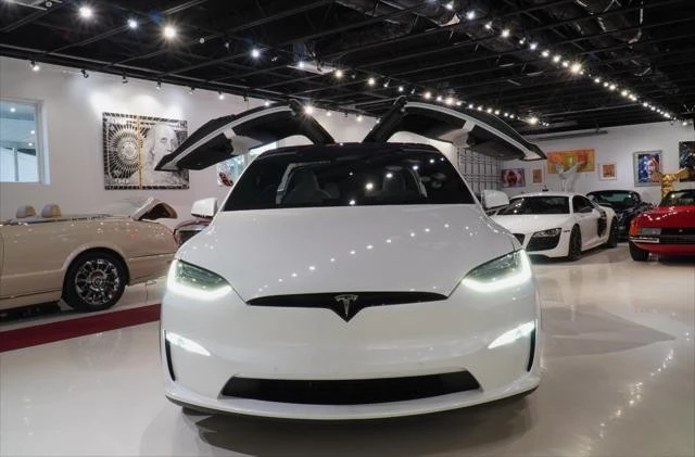 2022 Tesla Model X Plaid - Image 3 of 12