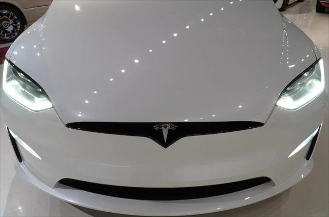 2022 Tesla Model X Plaid - Image 4 of 12