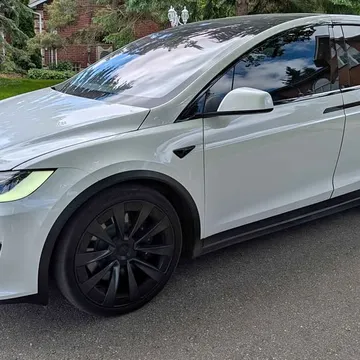 2022 Tesla Model X Plaid