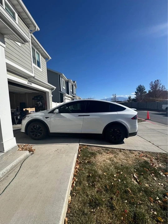 2022 Tesla Model X Plaid - Image 7 of 7