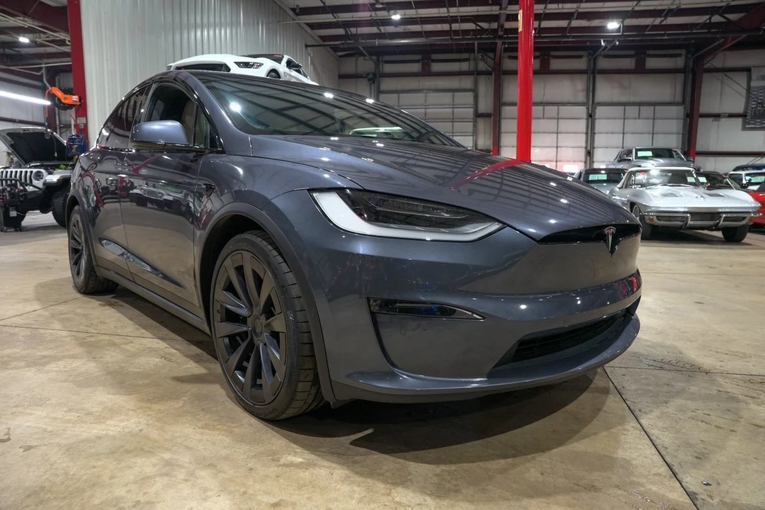 2022 Tesla Model X Plaid - Image 12 of 12