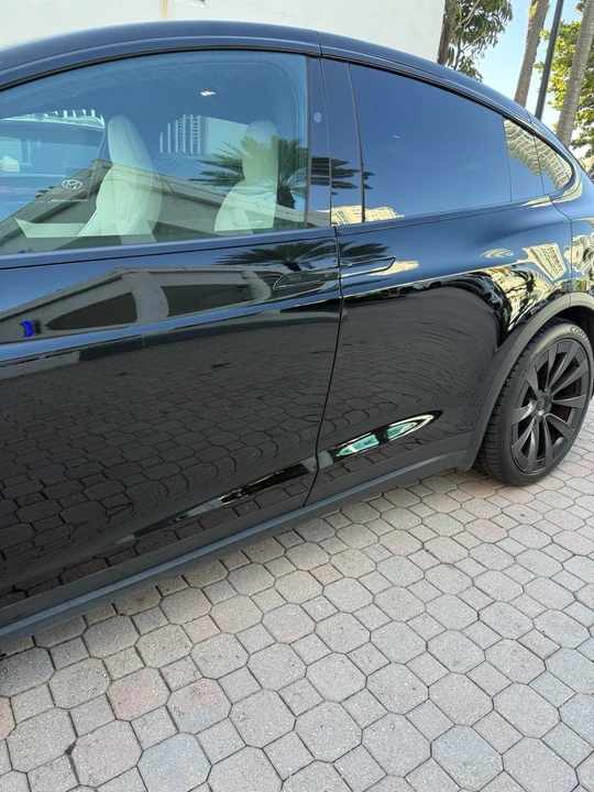 2022 Tesla Model X Plaid - Image 5 of 21