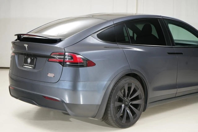 2022 Tesla Model X Plaid - Image 20 of 21