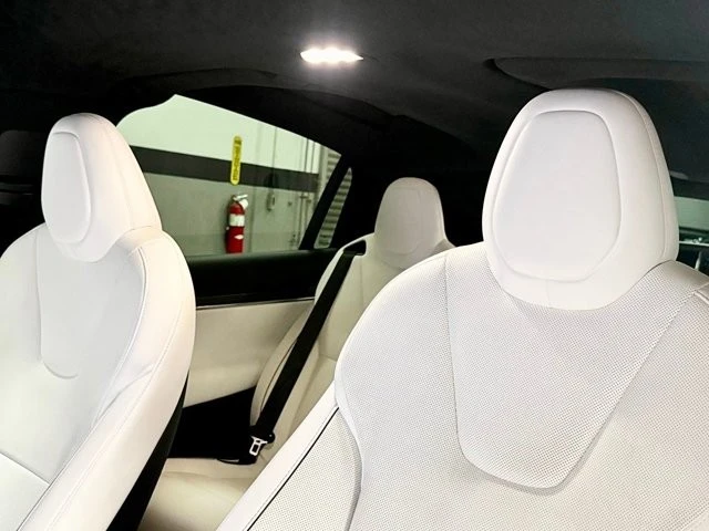 2022 Tesla Model X Plaid - Image 23 of 31