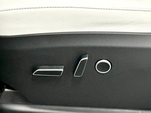 2022 Tesla Model X Plaid - Image 22 of 31