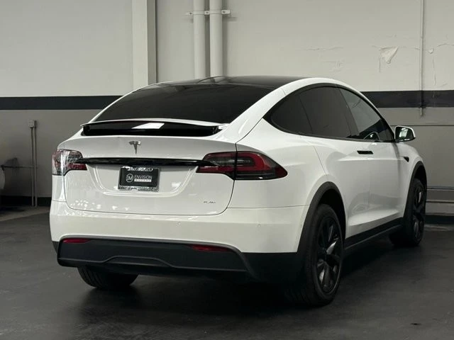 2022 Tesla Model X Plaid - Image 10 of 31