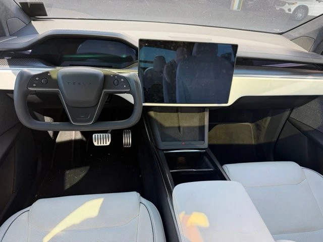 2022 Tesla Model X Plaid - Image 7 of 10