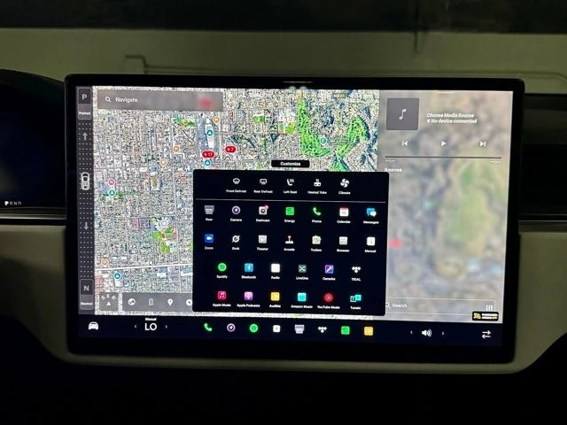 2022 Tesla Model X Plaid - Image 30 of 31