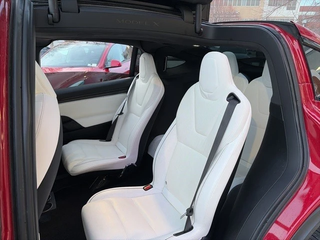 2022 Tesla Model X Plaid - Image 16 of 21