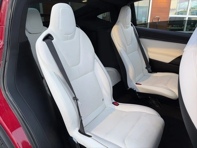 2022 Tesla Model X Plaid - Image 20 of 21