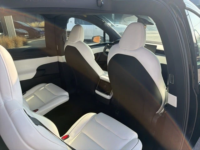 2022 Tesla Model X Plaid - Image 19 of 21