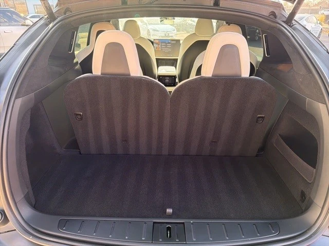 2022 Tesla Model X Plaid - Image 18 of 21