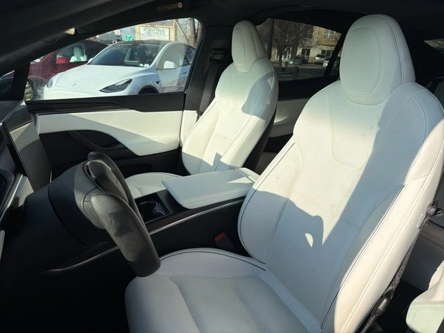 2022 Tesla Model X Plaid - Image 13 of 21