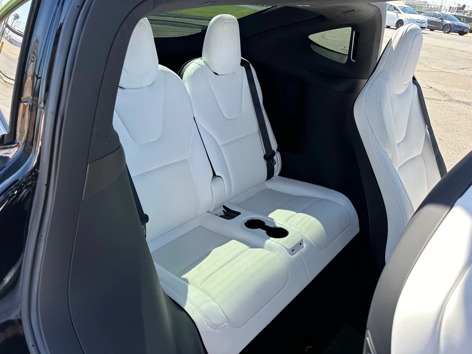 2022 Tesla Model X Plaid - Image 12 of 15