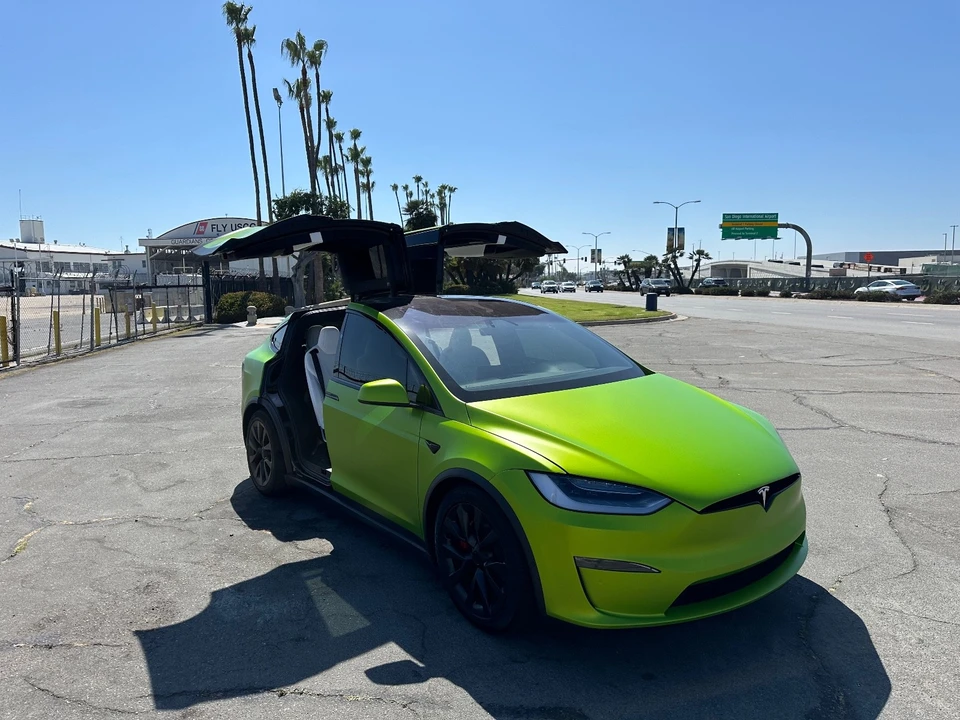 2022 Tesla Model X Plaid - Image 6 of 15