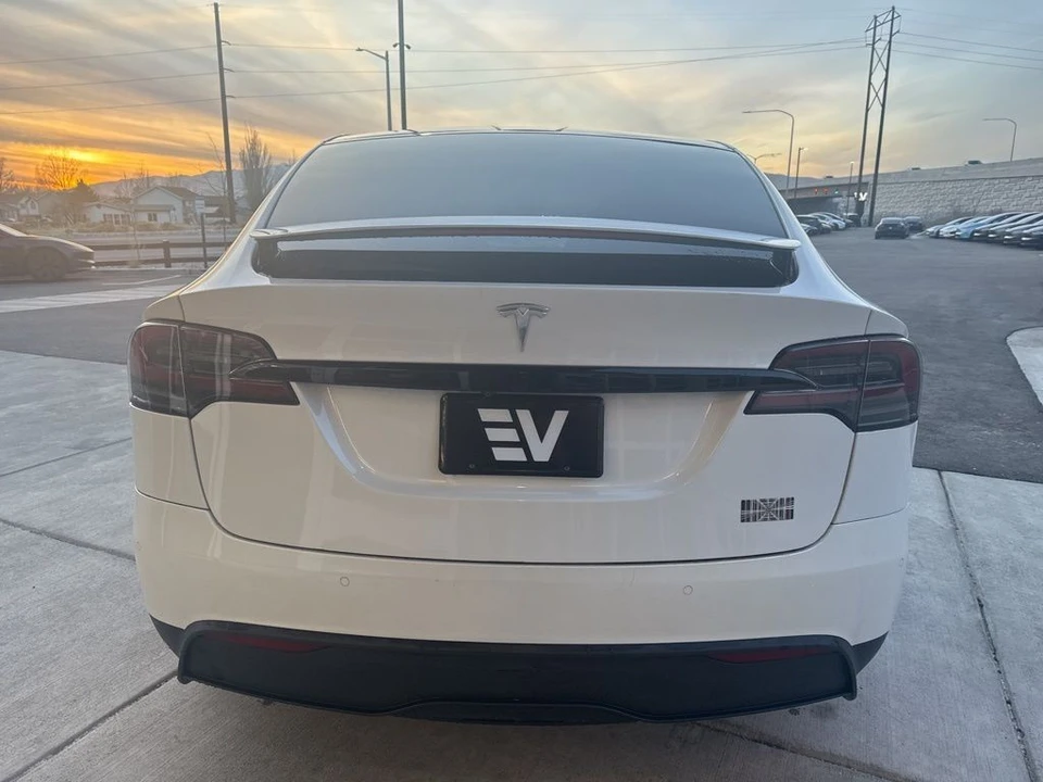 2022 Tesla Model X Plaid - Image 6 of 21