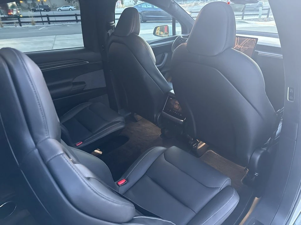 2022 Tesla Model X Plaid - Image 20 of 21