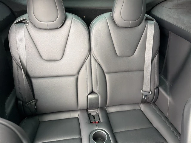 2022 Tesla Model X Plaid - Image 20 of 21