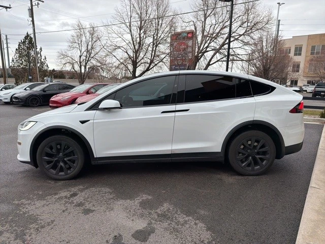 2022 Tesla Model X Plaid - Image 5 of 21