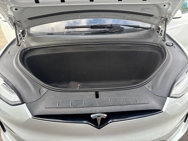 2022 Tesla Model X Plaid - Image 16 of 21