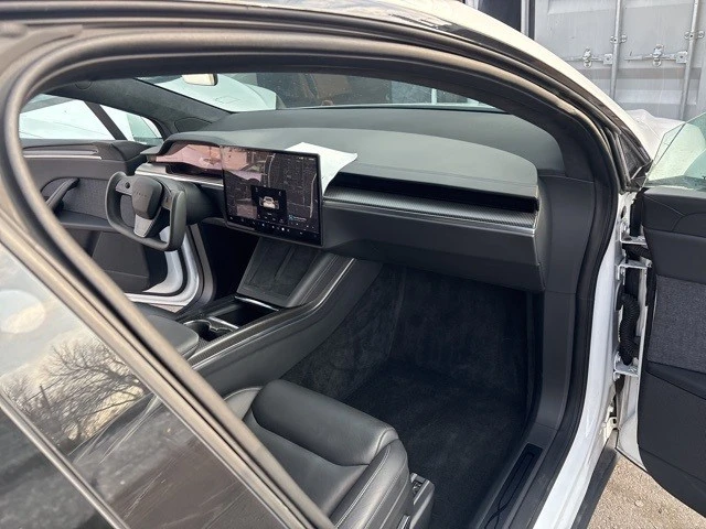 2022 Tesla Model X Plaid - Image 19 of 21