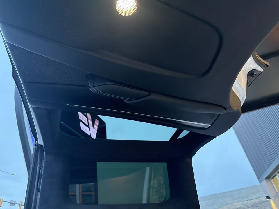 2022 Tesla Model X Plaid - Image 13 of 21