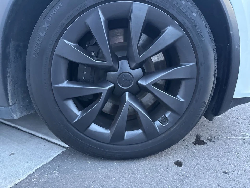 2022 Tesla Model X Plaid - Image 9 of 21