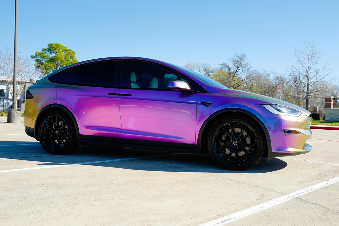 2022 Tesla Model X Plaid - Image 14 of 31