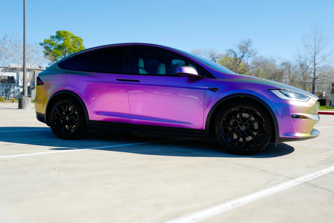 2022 Tesla Model X Plaid - Image 15 of 31