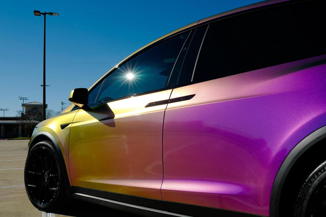 2022 Tesla Model X Plaid - Image 27 of 31