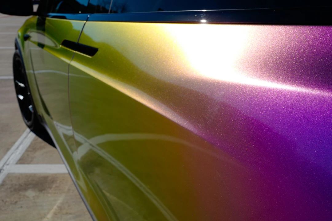 2022 Tesla Model X Plaid - Image 28 of 31