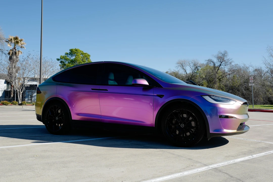2022 Tesla Model X Plaid - Image 16 of 31