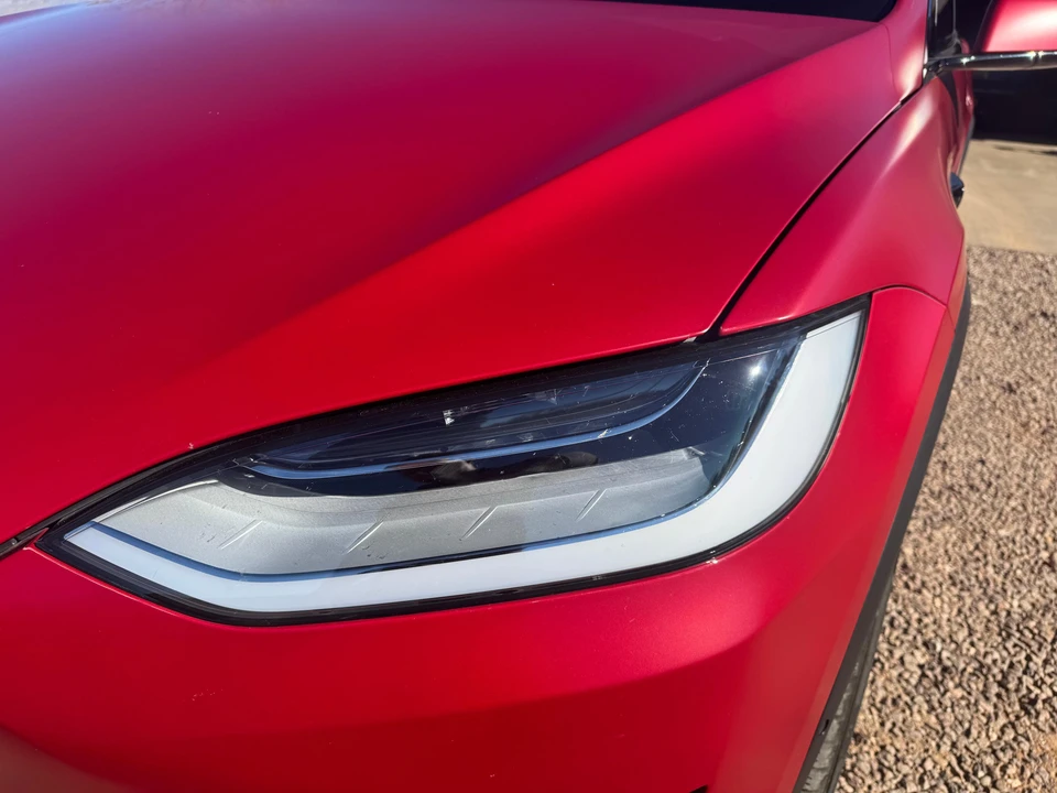 2022 Tesla Model X Plaid - Image 22 of 31