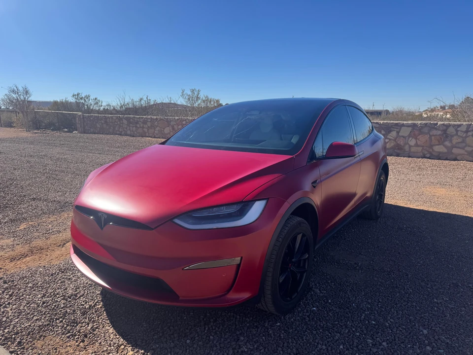 2022 Tesla Model X Plaid - Image 6 of 31