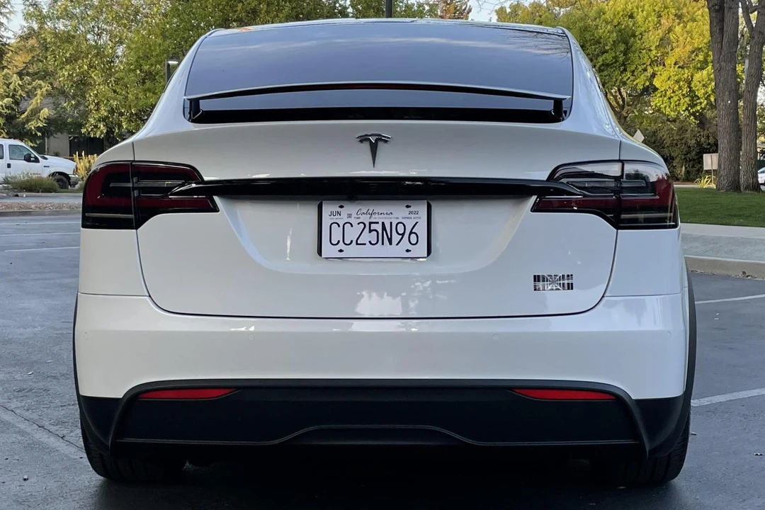 2022 Tesla Model X Plaid - Image 5 of 31