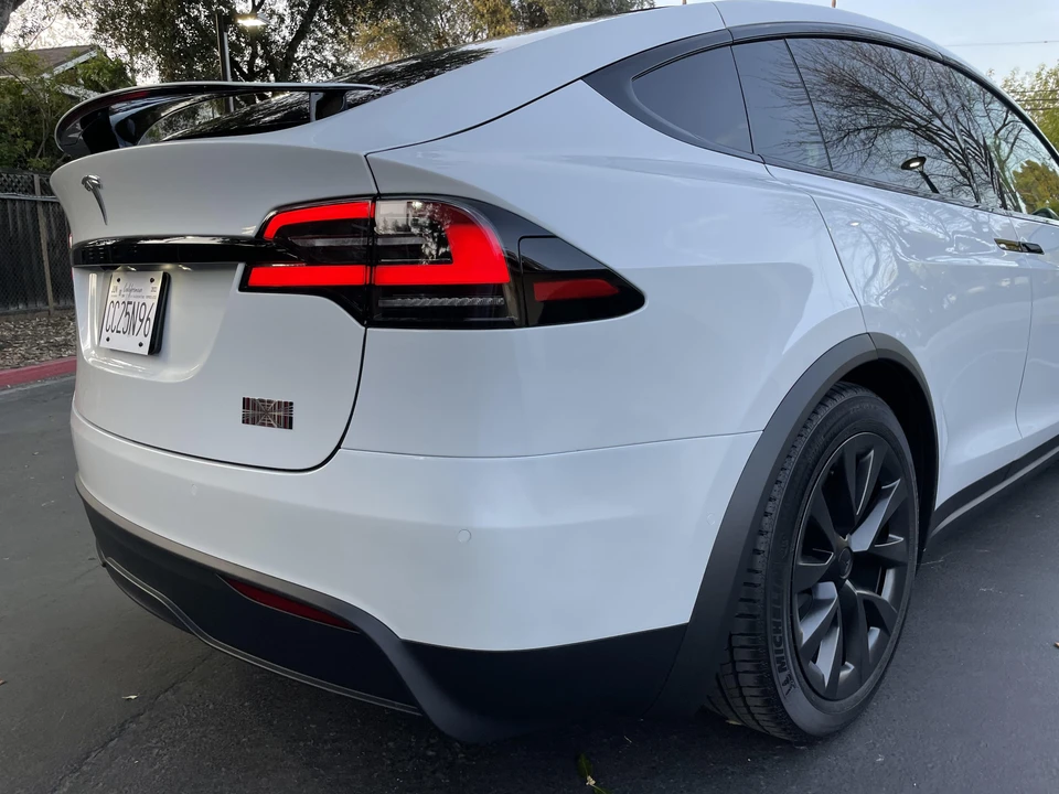 2022 Tesla Model X Plaid - Image 30 of 31