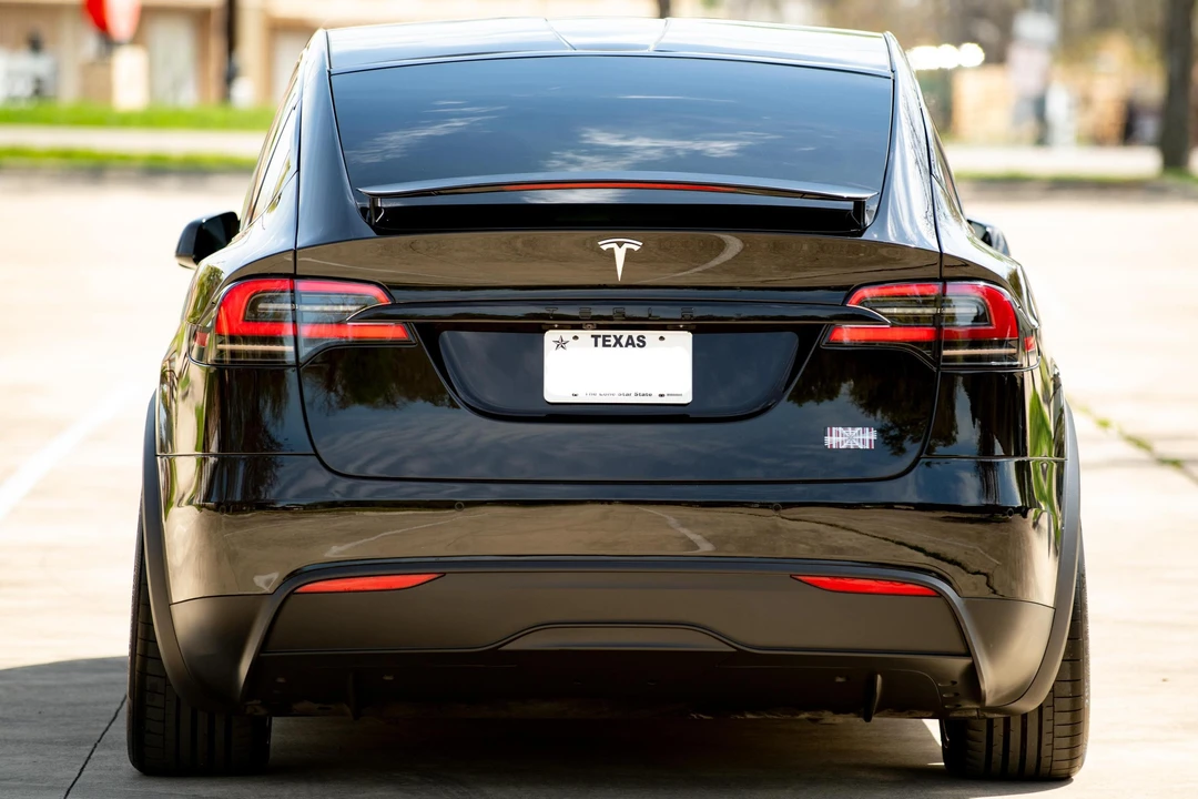 2022 Tesla Model X Plaid - Image 5 of 31