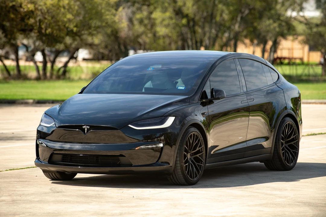 2022 Tesla Model X Plaid - Image 7 of 31