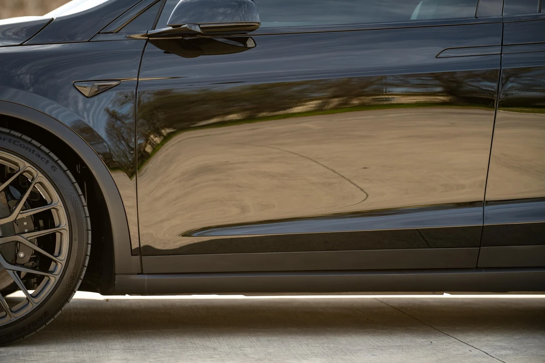 2022 Tesla Model X Plaid - Image 31 of 31