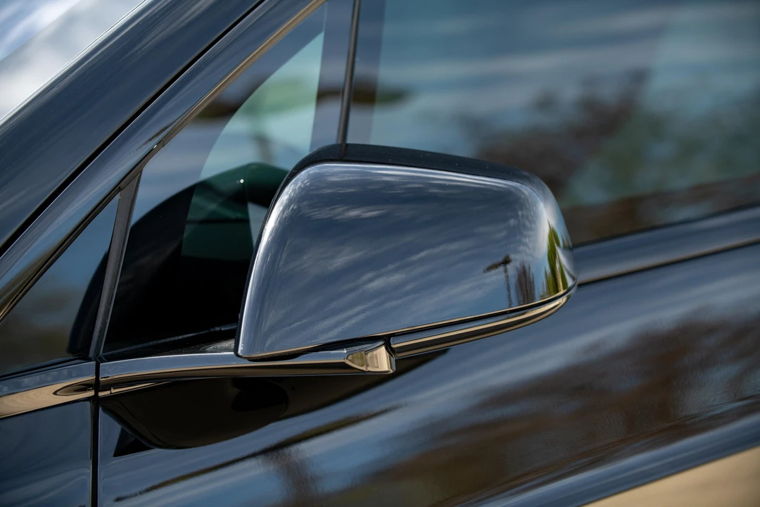 2022 Tesla Model X Plaid - Image 29 of 31