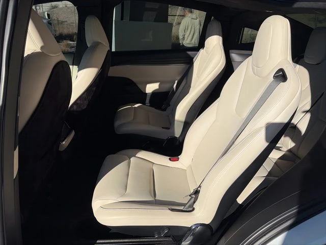 2022 Tesla Model X Plaid - Image 15 of 21