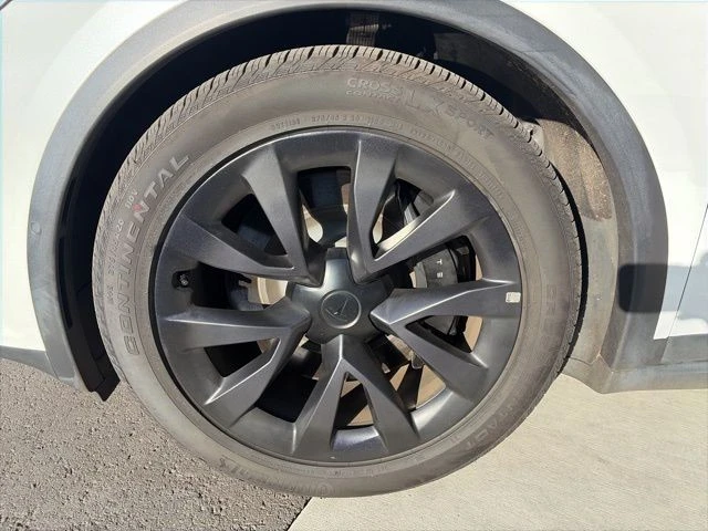2022 Tesla Model X Plaid - Image 10 of 21