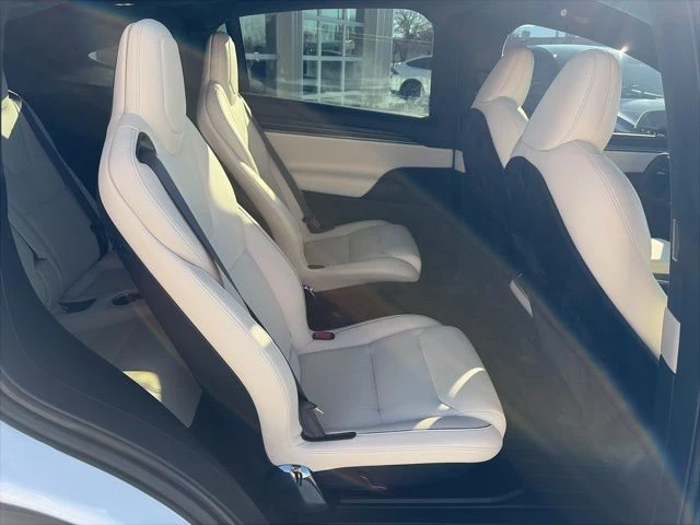 2022 Tesla Model X Plaid - Image 19 of 21
