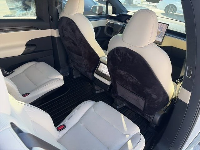 2022 Tesla Model X Plaid - Image 18 of 21