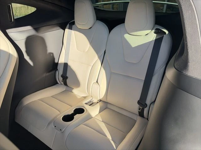 2022 Tesla Model X Plaid - Image 16 of 21