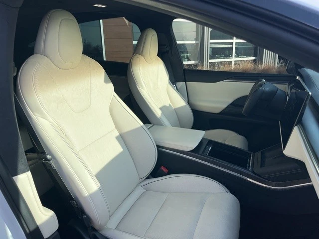 2022 Tesla Model X Plaid - Image 21 of 21