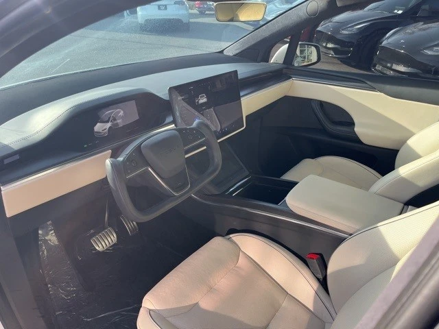 2022 Tesla Model X Plaid - Image 9 of 21