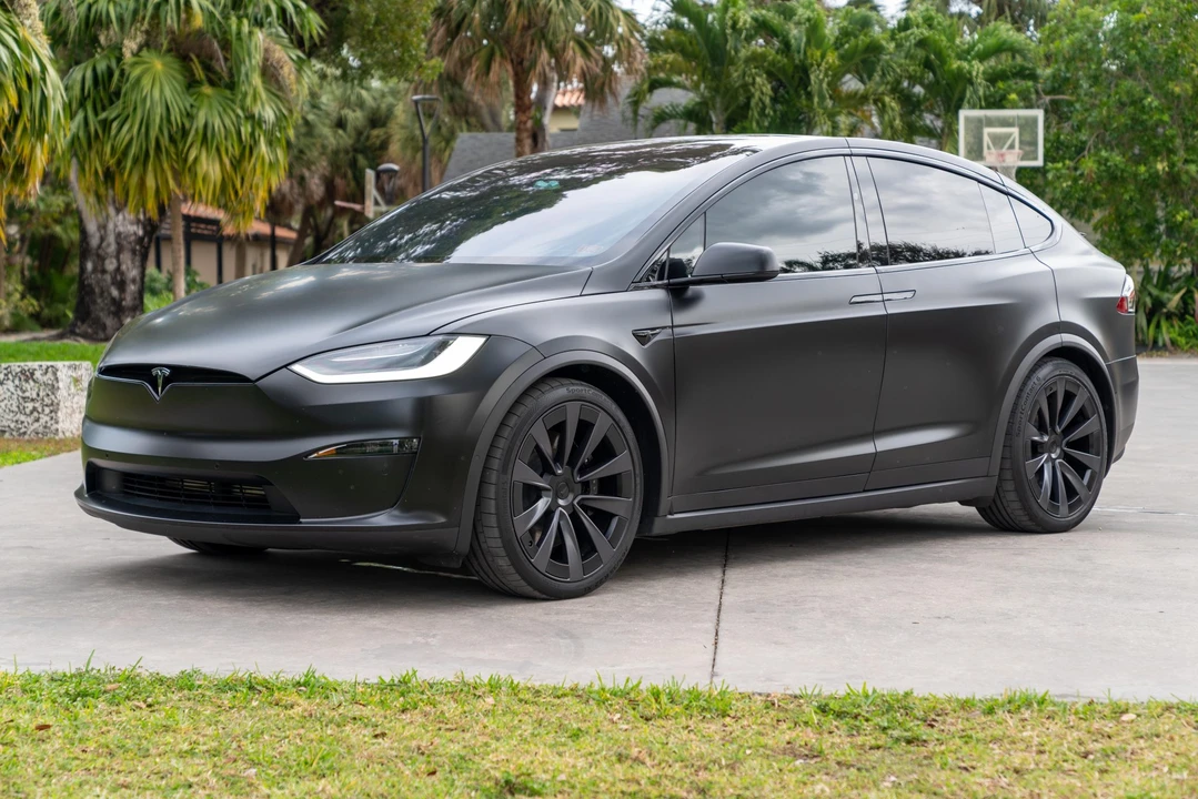 2022 Tesla Model X Plaid - Image 3 of 31